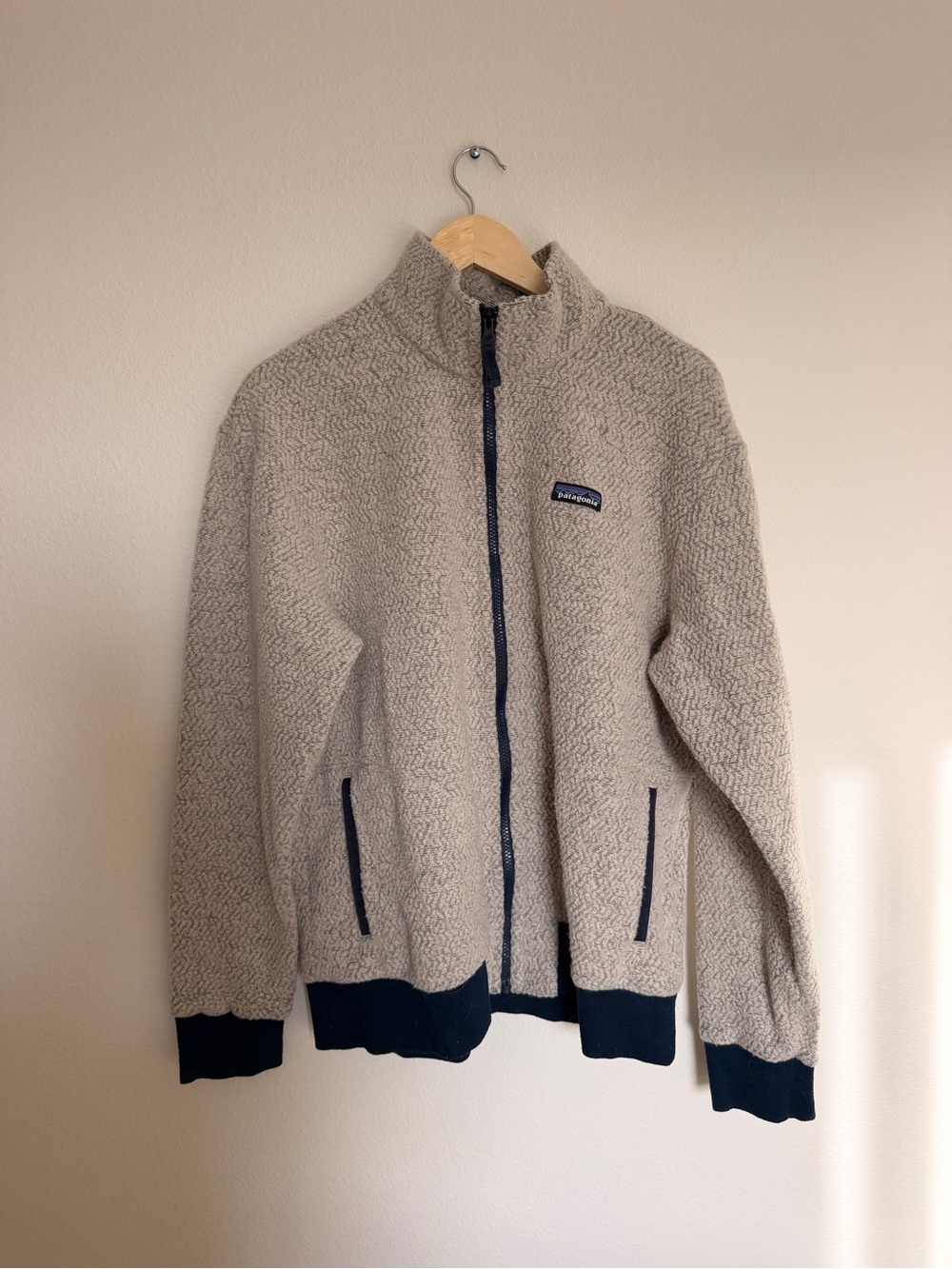 Patagonia Cream Sherpa Fleece Jacket with Navy Trim